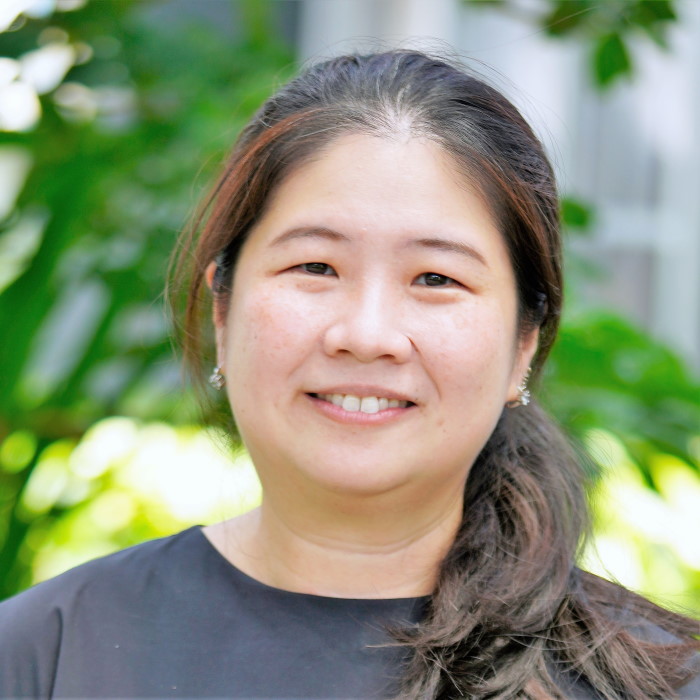 Ms Joanna Loh